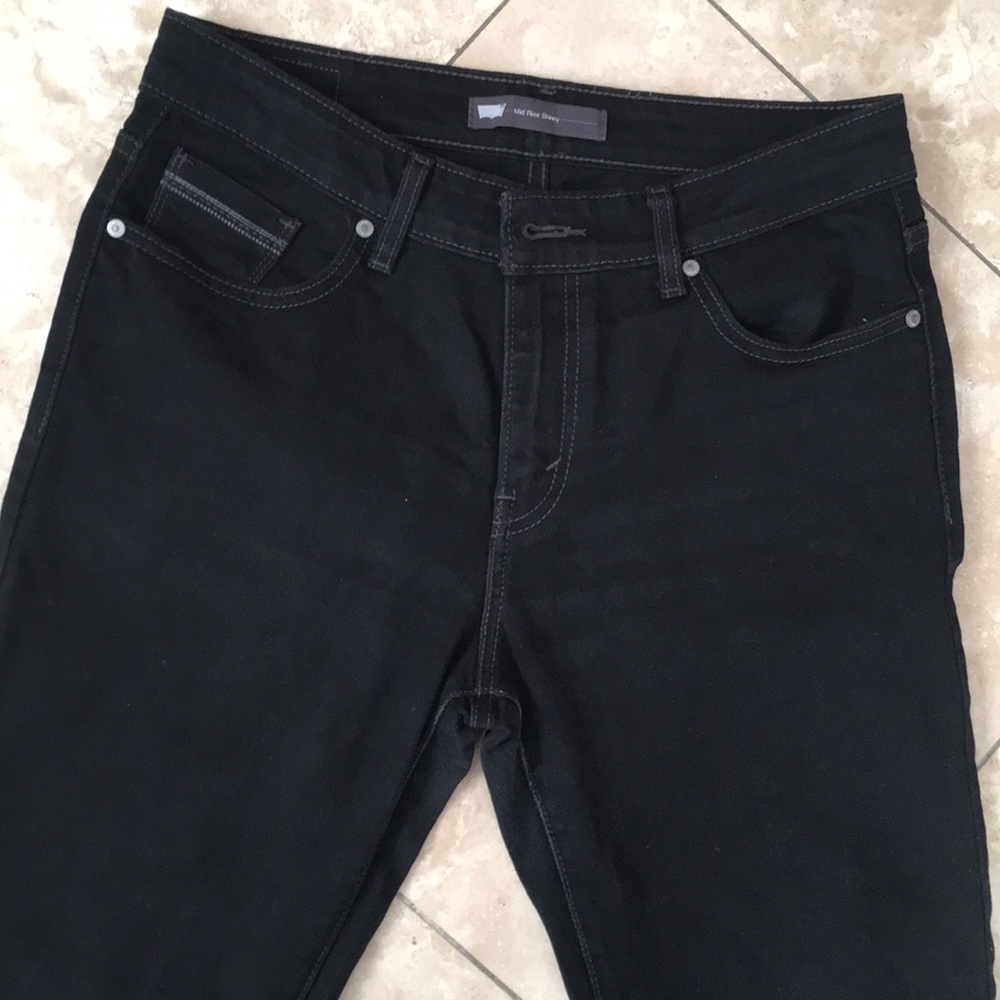 Levi’s Mid Rise Skinny denim jeans - Picture 4 of 8